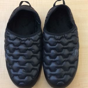 North Face “Thermoball Traction Mule IV” quilted